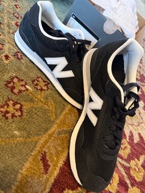 New Balance Black and White 515 V3 Sneakers